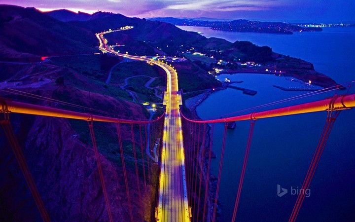 Golden Gate Bridge ablaze