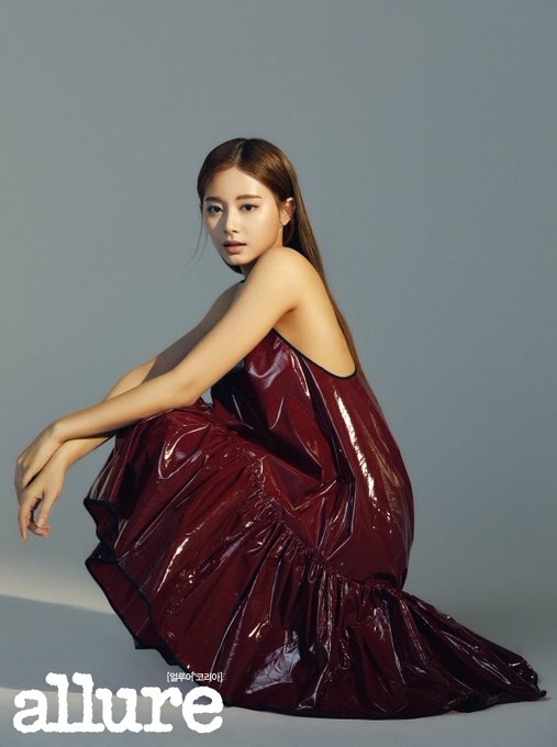 Tzuyu X  ALLURE