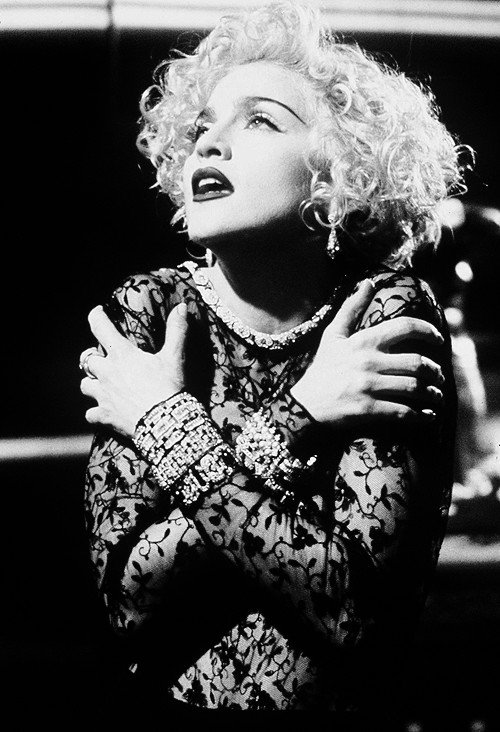 Madonna, Vogue, 1990.