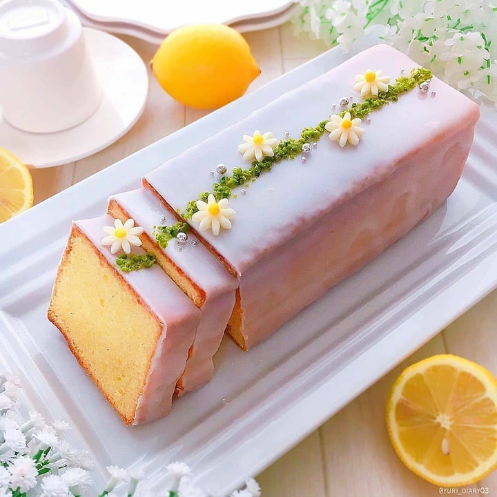 Lemon cake
