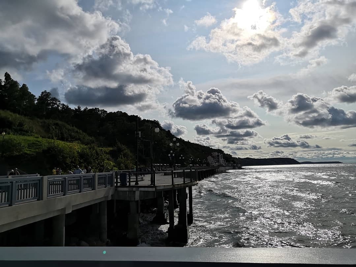 море