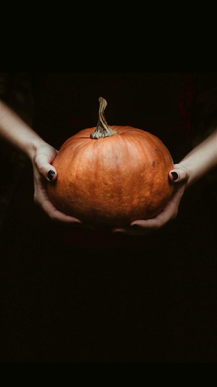 i present to you "Halloween Pumpkin"