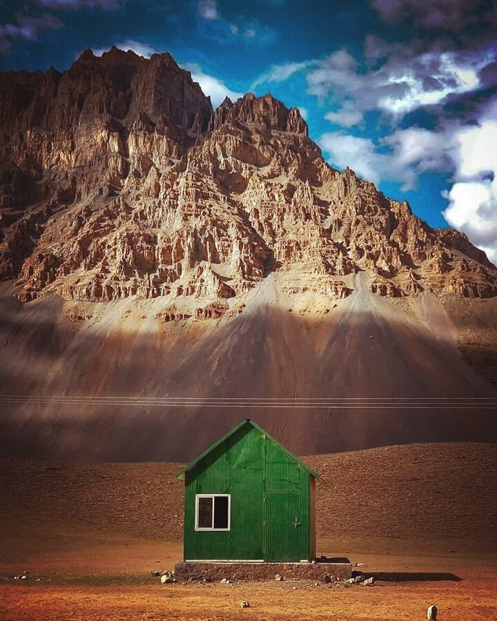 •√¶∆