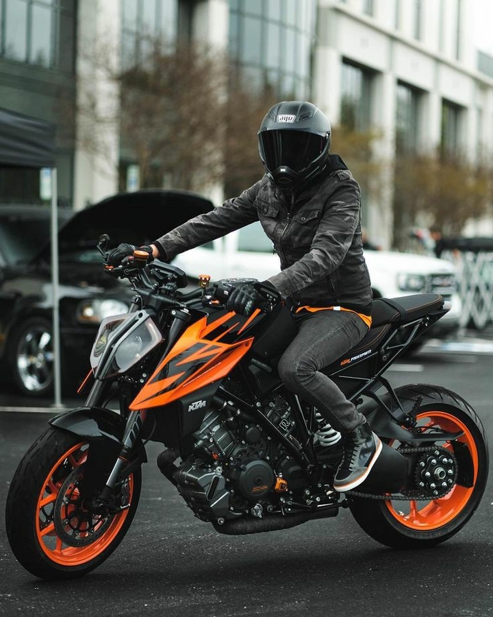 Ktm 790