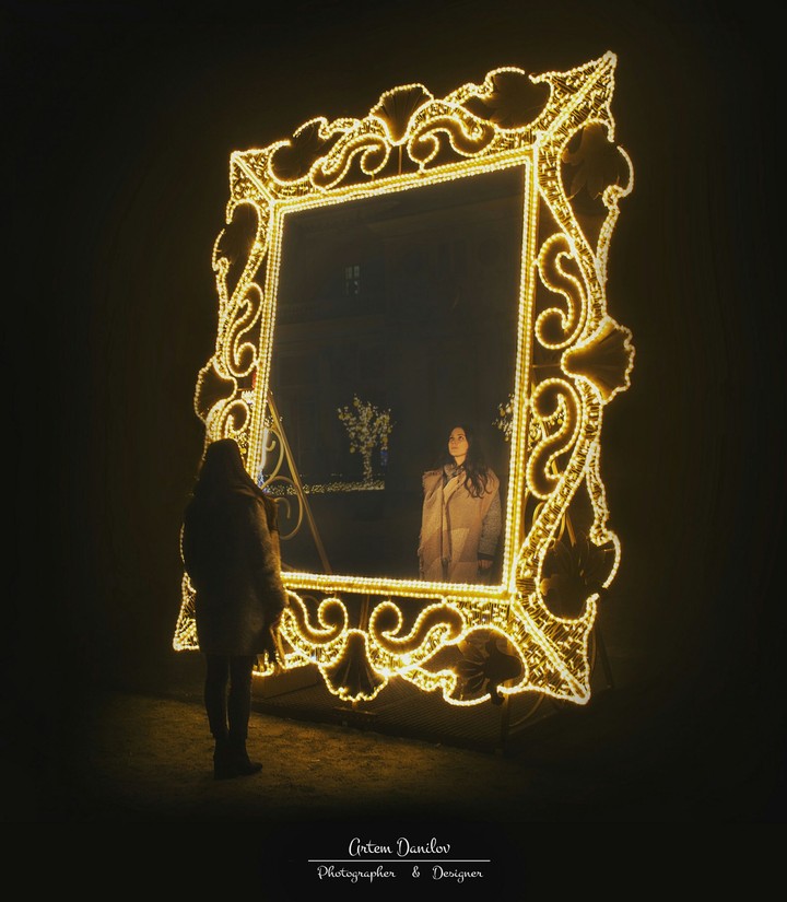 fake mirror