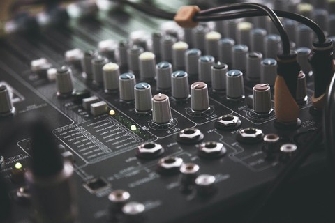 dj