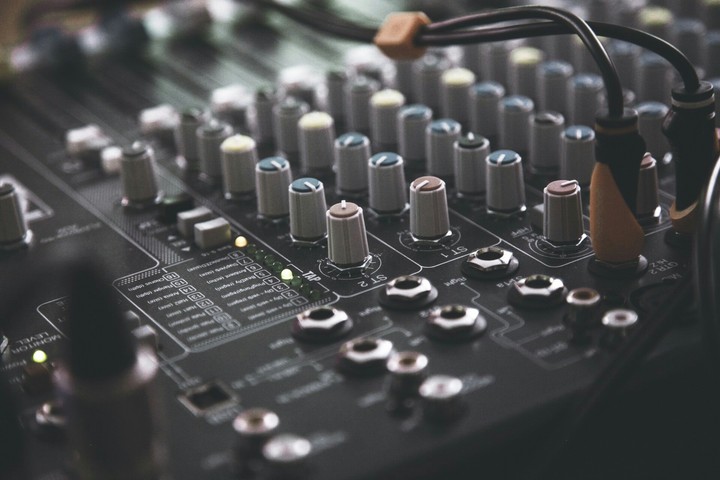 dj