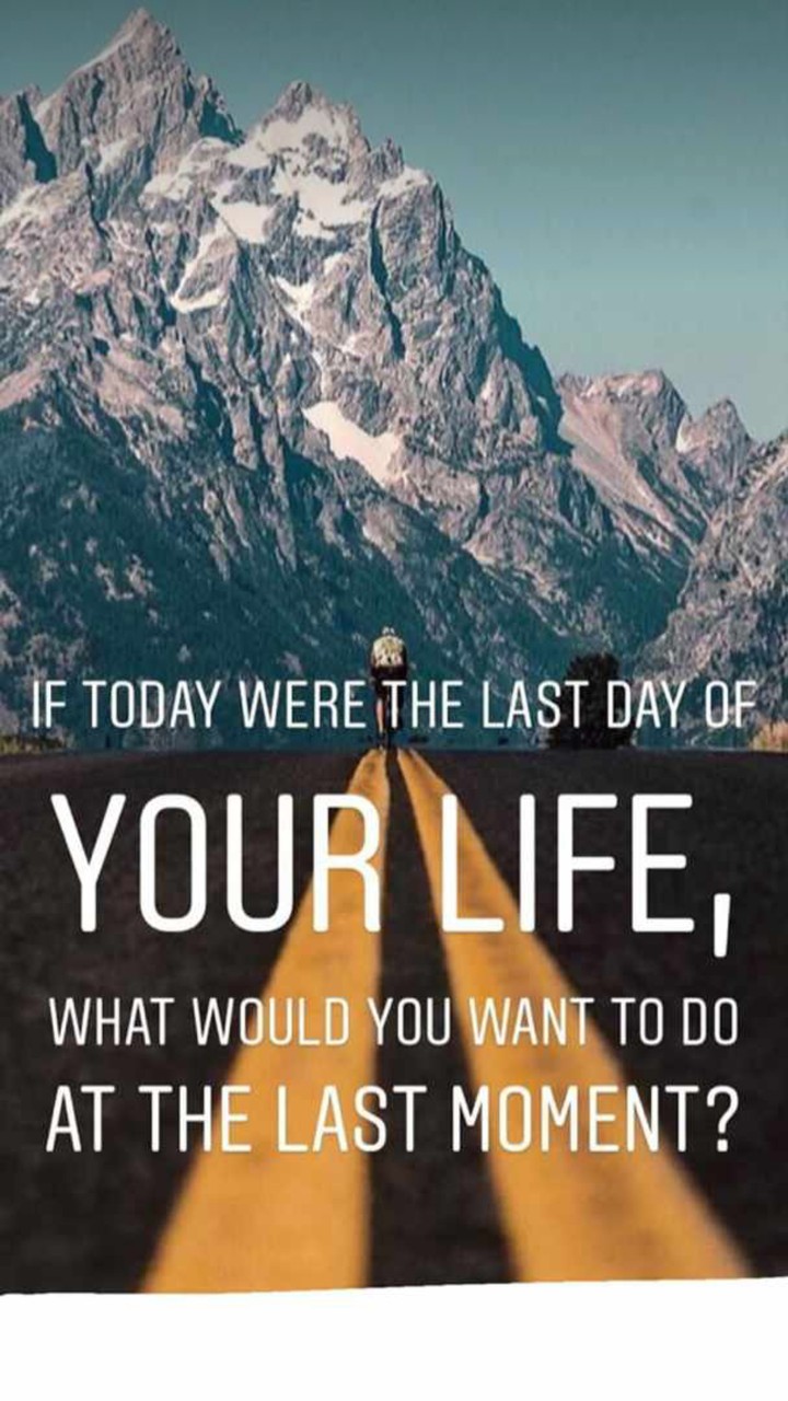 ☮