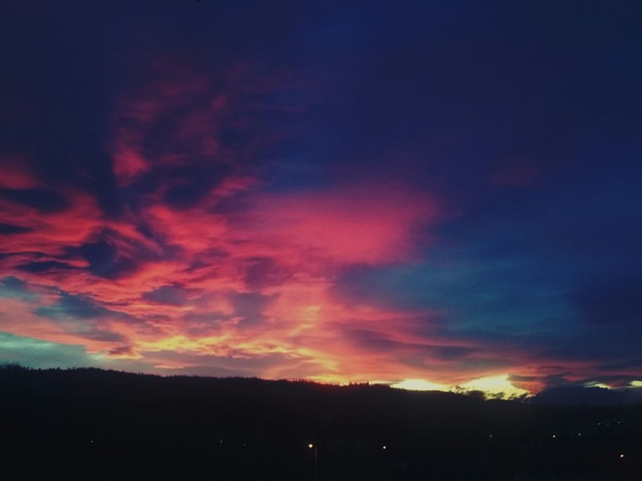 sun setting