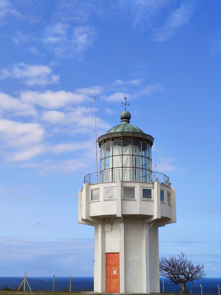 Lighthouse 2