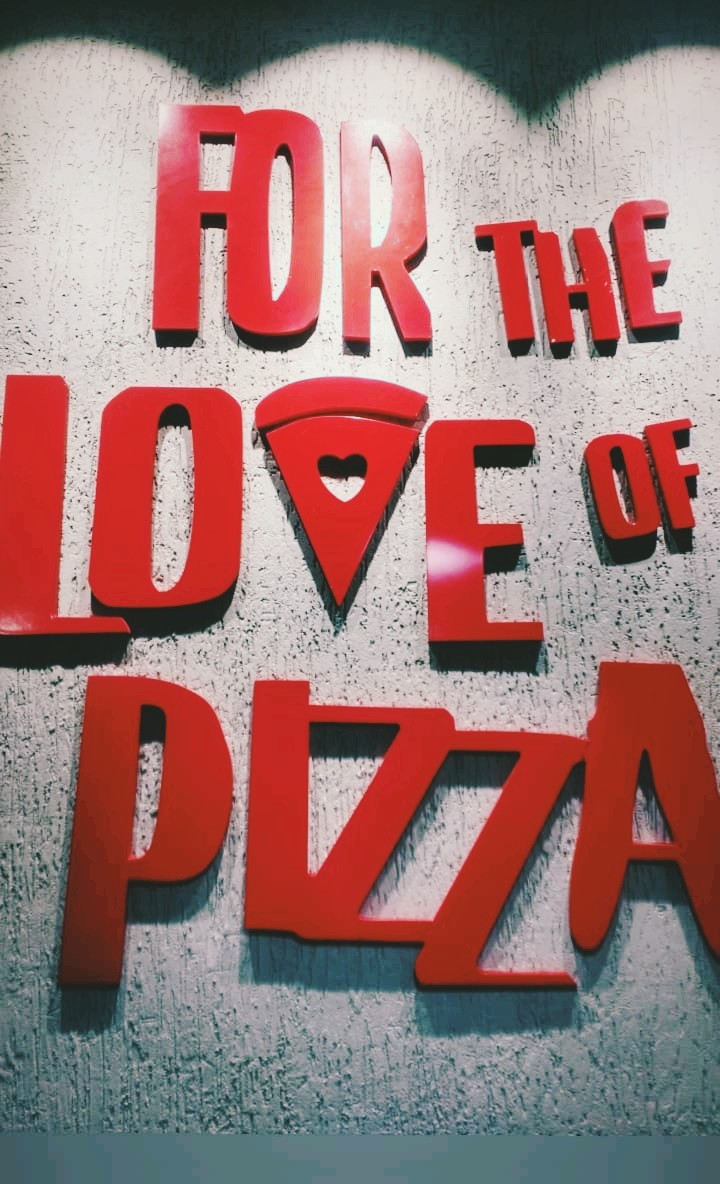 pizza is love