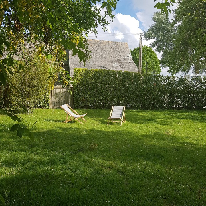 chaise longue