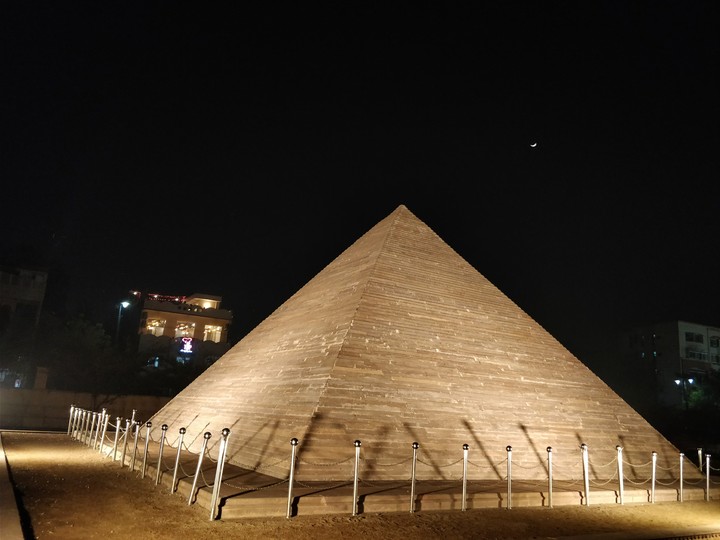 Replica of Pyramid of Giza