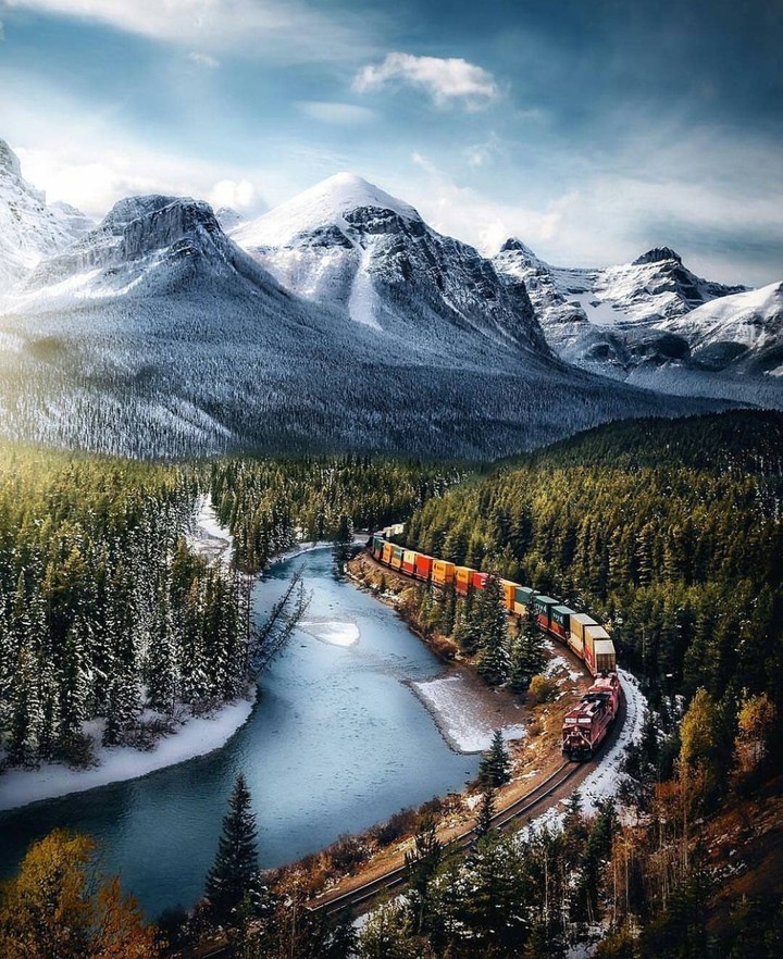 FOREST RIVER TRAIN MOUNTAIN