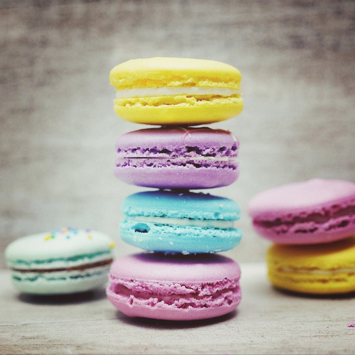 Macrons
