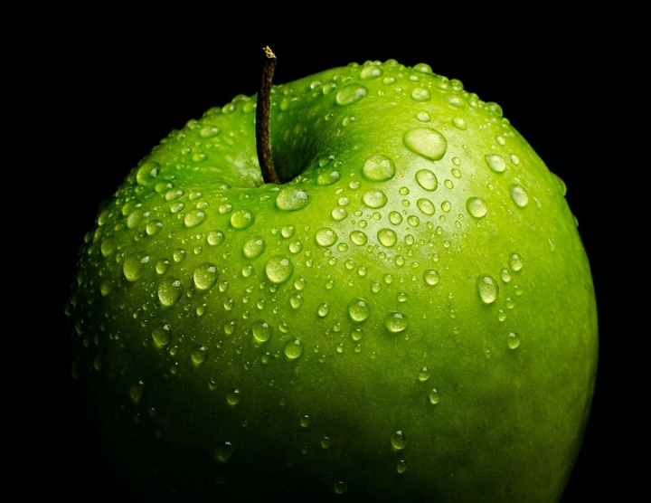 fresh green apple