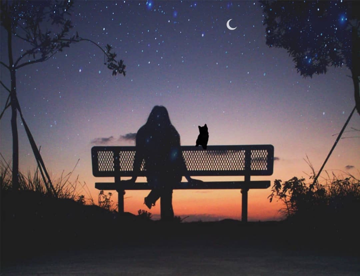 Alone Girl...❇️
