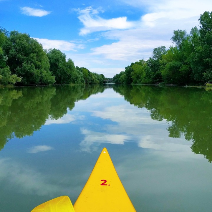 Canoe