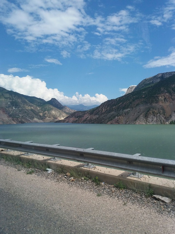 dam