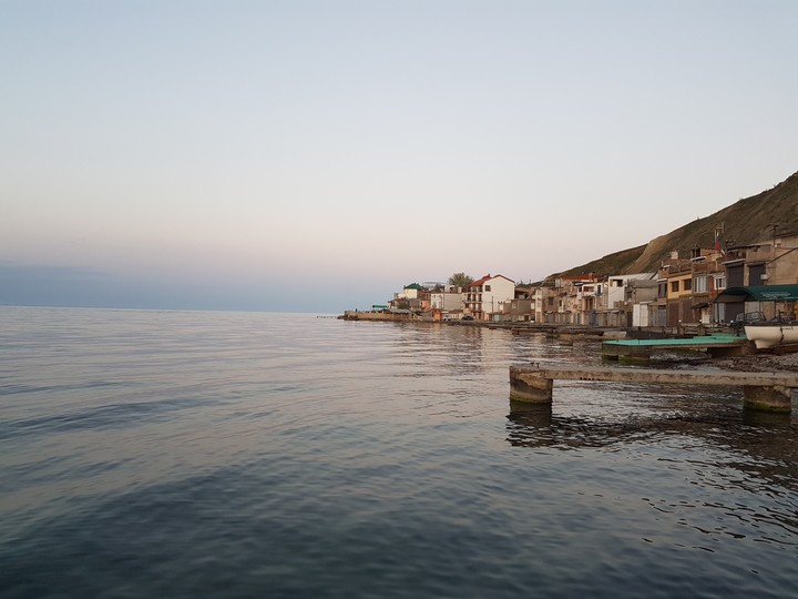 море