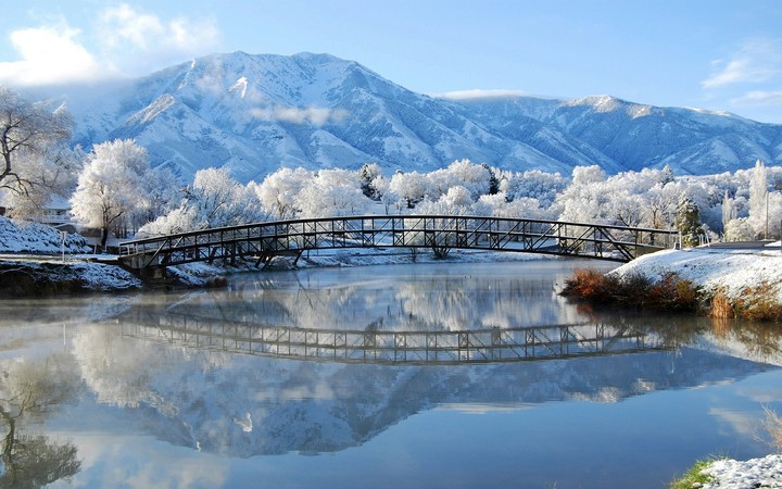 Frozen River
