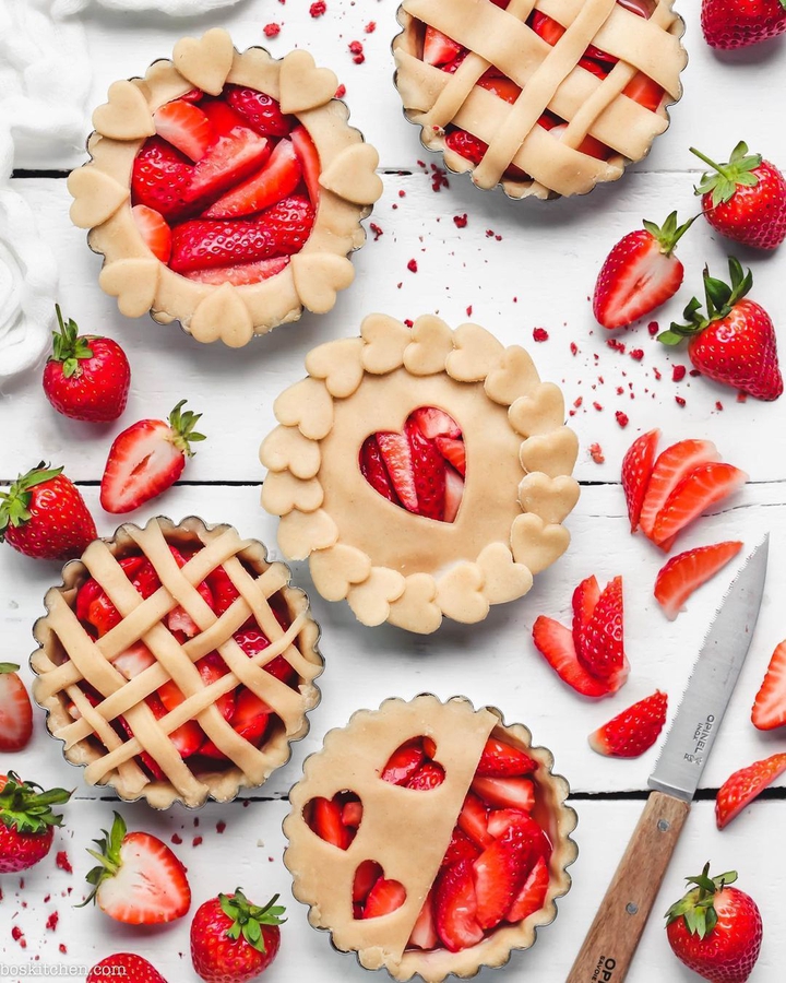 Strawberry tart