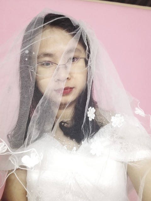 sad bride