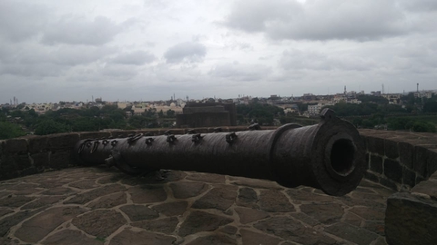 Fort defense cannon