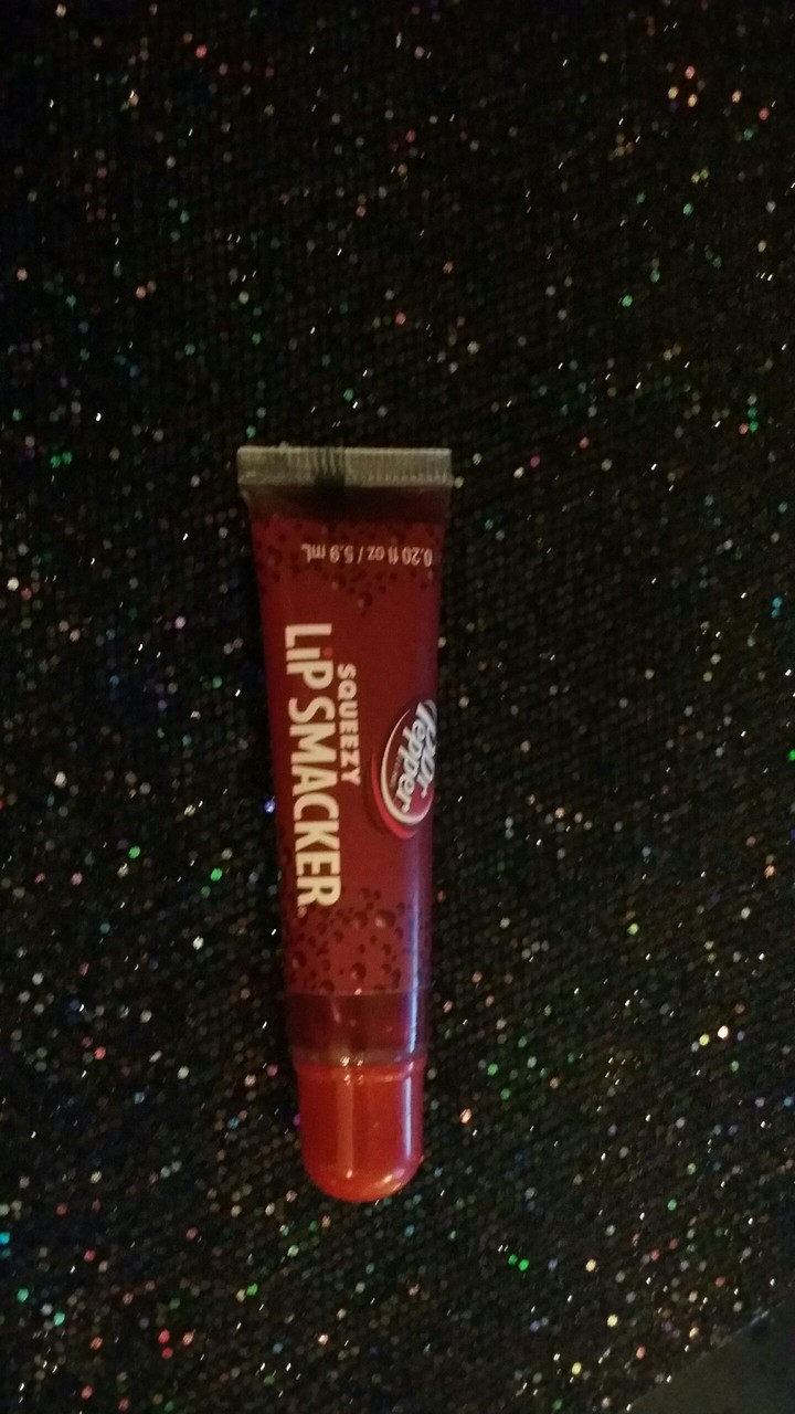 LIP GLOSS