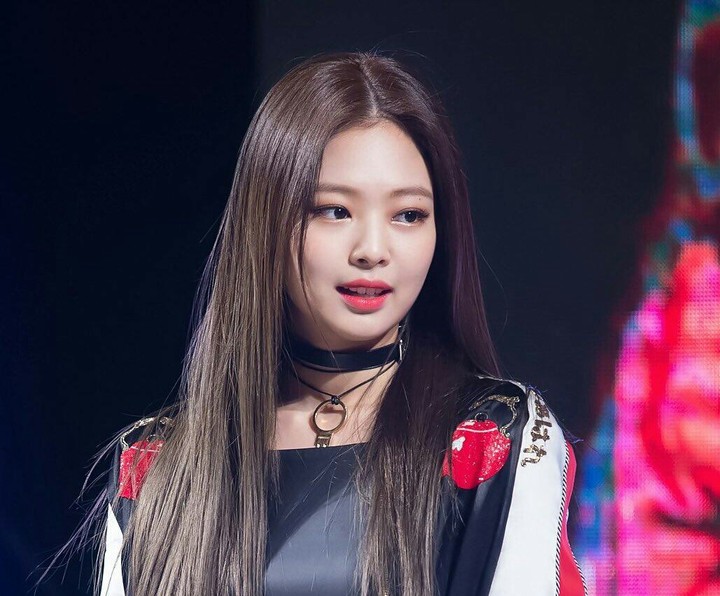 Jennie-blackpink