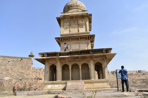 gwalior fort