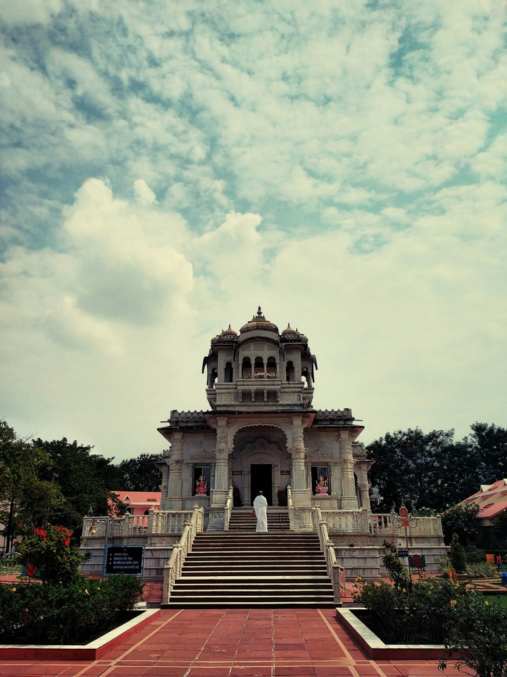 temple