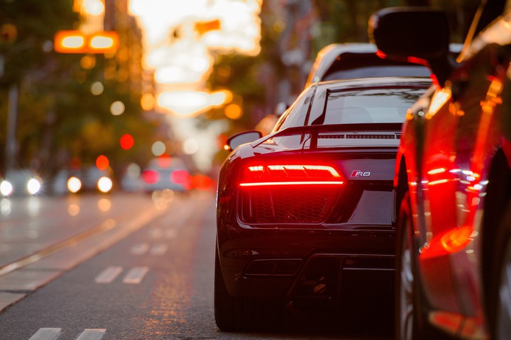 Audi R8 V10+
