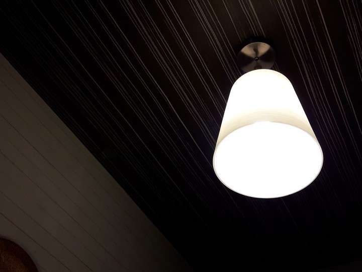 looks like a lantern
