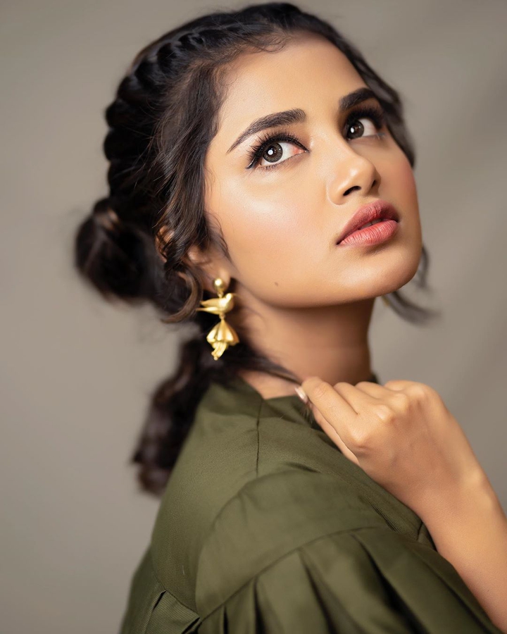 anupama parameswaran