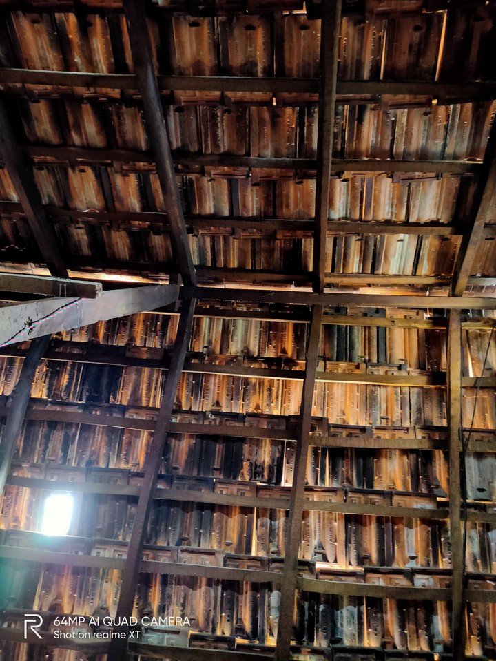 it's not book shelf it's home roof
