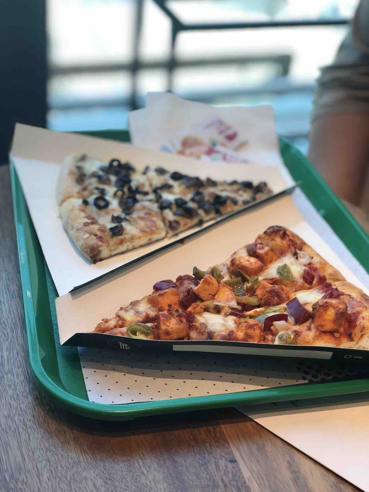 pizza kitchen