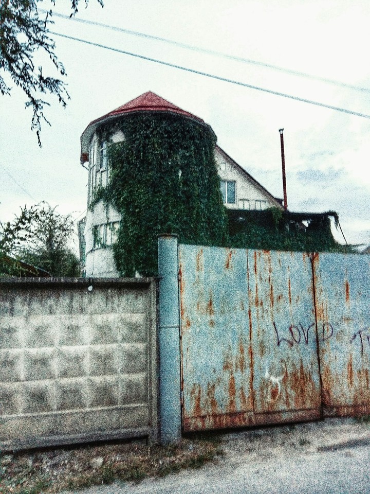 Spooky house