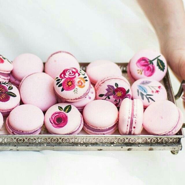 macrons