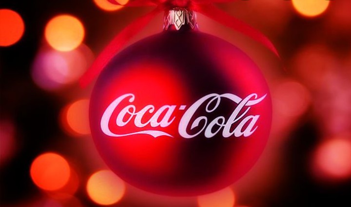 coca•cola празднует новый год