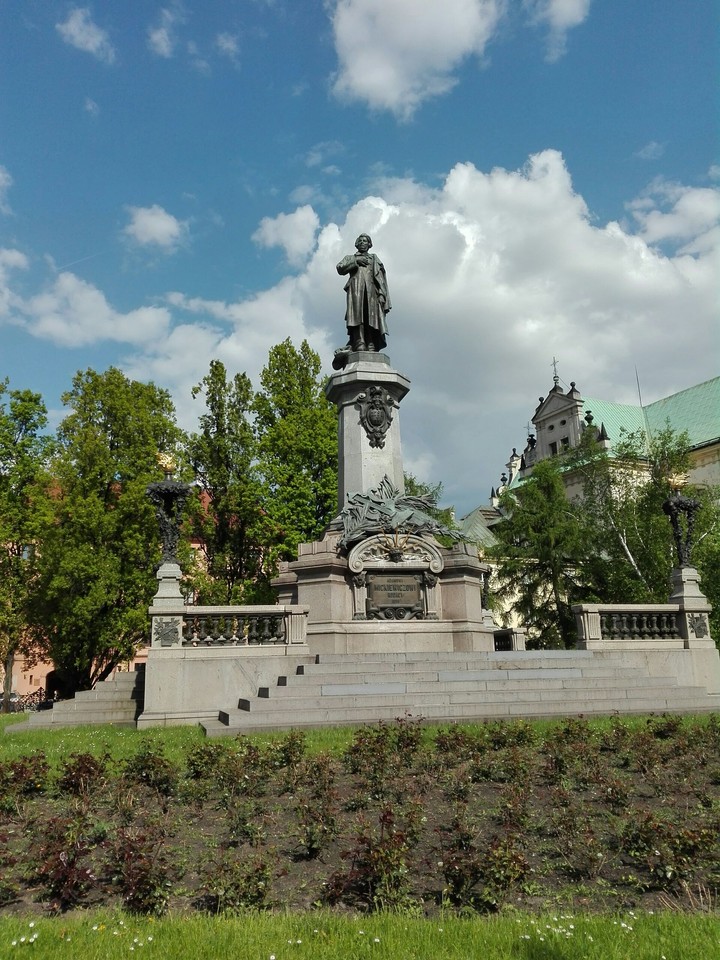 Monument Mickiewicza