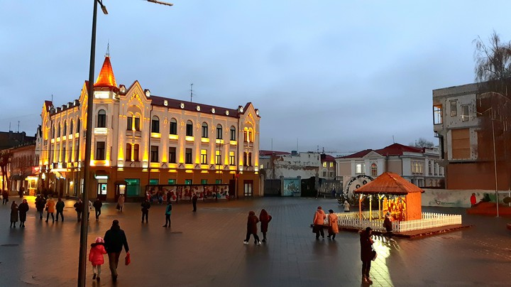 evening street