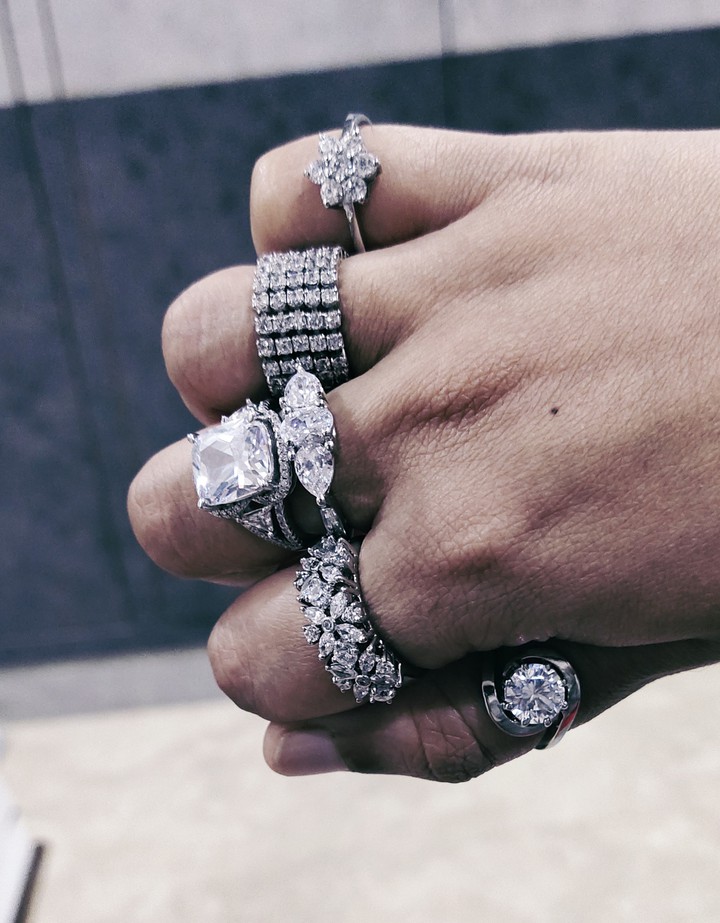 Love Diamonds
