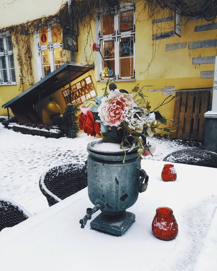 winter table