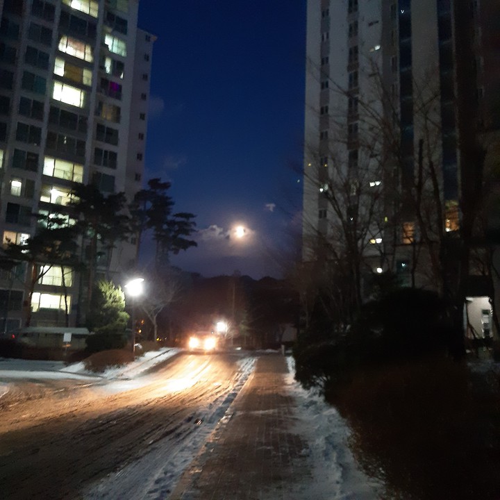 달