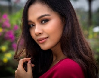 ladyboy