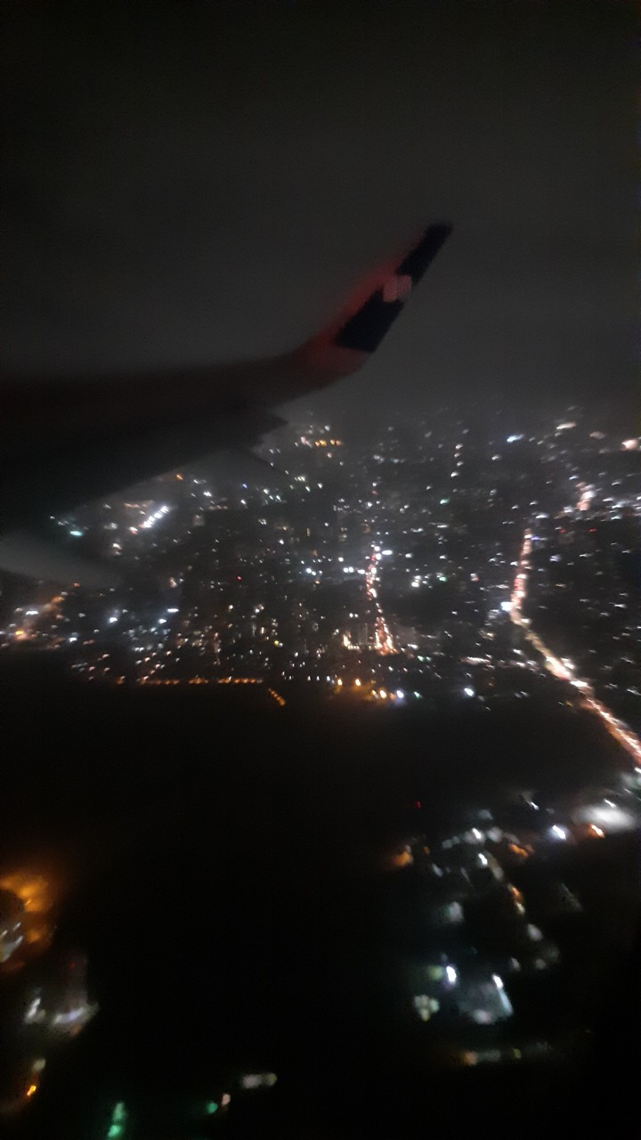 aeroplane window