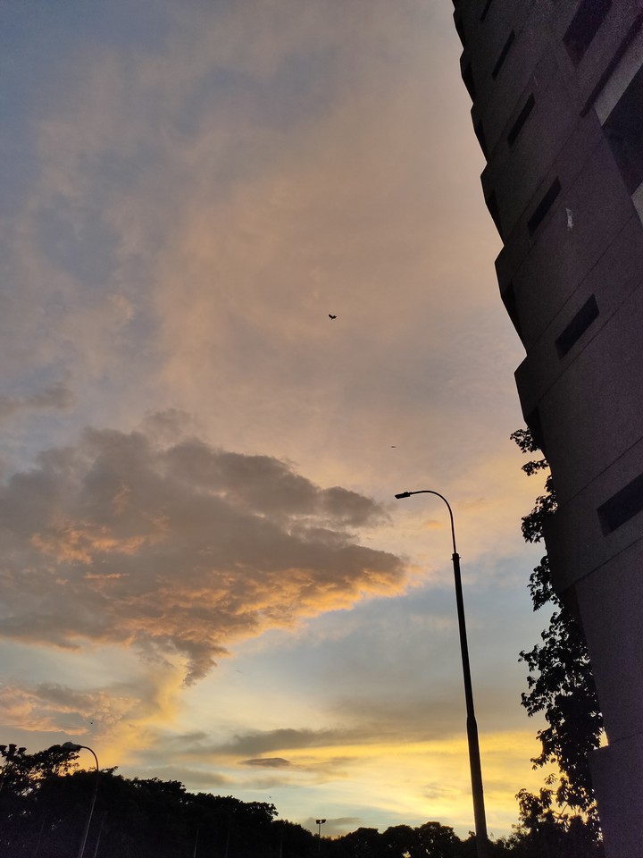 feel the clouds