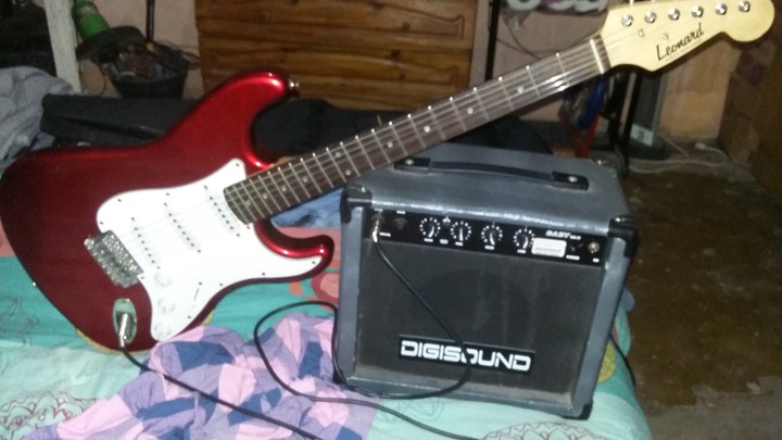guitarra eléctrica(Guitar electric)