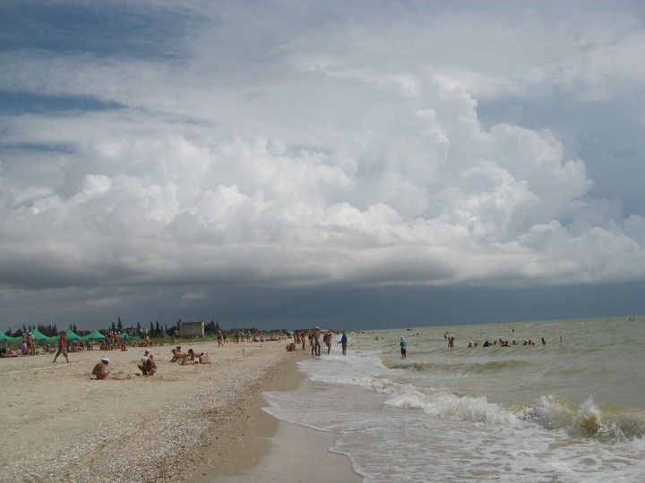 Azov Sea and sky